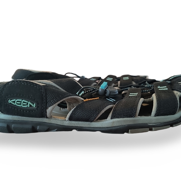 Keen Women's Clearwater CNX Sandals Size 10 - Picture 3 of 6